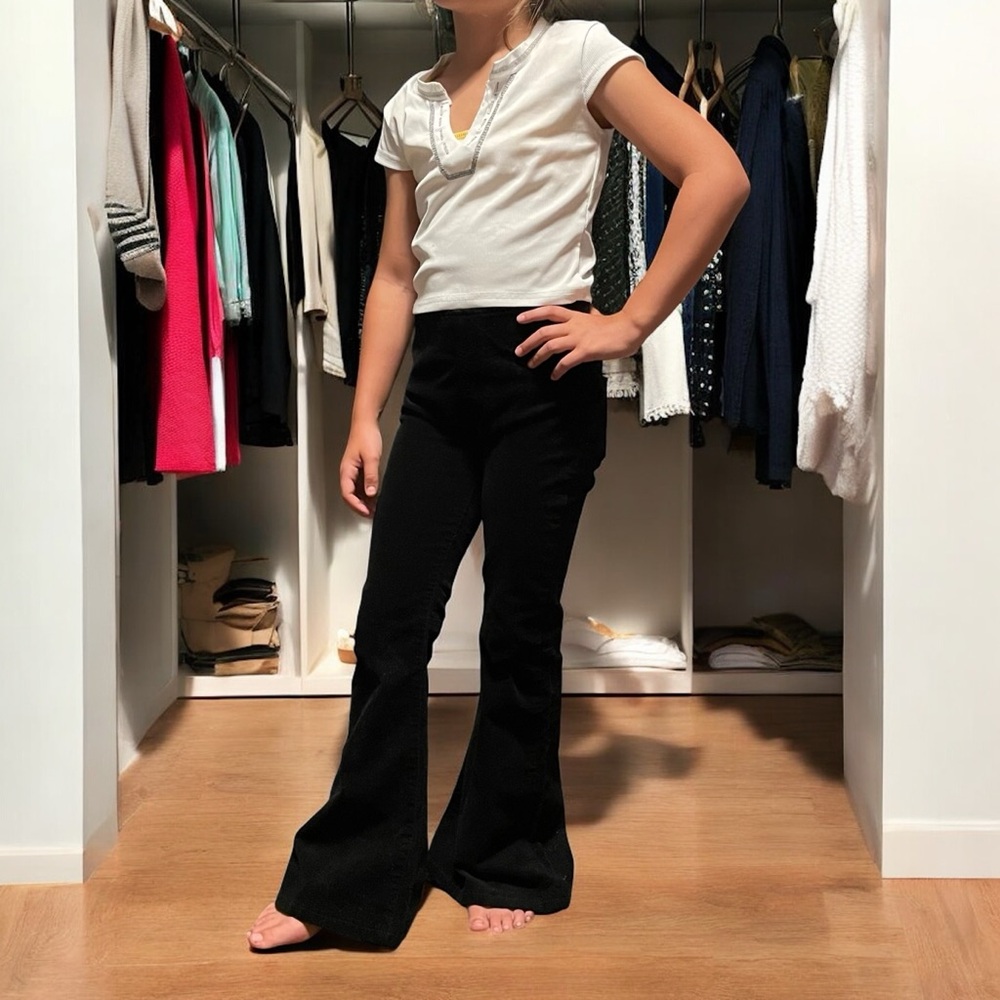 Chelsea & Violet Black Corduroy Bell‑Bottom Pants (Size M Kids)